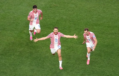 Croatia Tundukkan Ghana Lewat Gol Sucic dan Vlasic, Lolos ke Babak Gugur