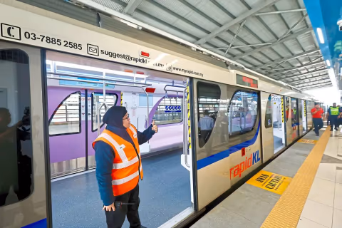 LRT Shah Alam Line Resmi Beroperasi: Tiket Belum Terintegrasi, Pengguna Tunai Terhambat