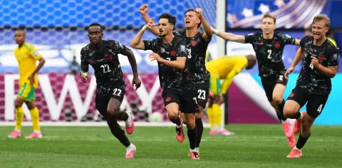 Piala Dunia 2026 Memasuki Babak Gugur: Kejutan, Kutukan Dukun, dan Pasokan Bir Darurat