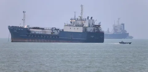 Iran Gagal Total Menerapkan Tarif Lintas di Selat Hormuz: Ini Alasannya
