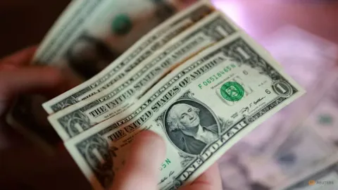 Dolar AS Menguat Tajam di Juni, Sentuh Level Terkuat dalam Setahun