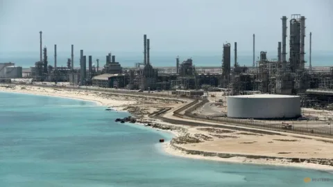 Kecelakaan Helikopter Aramco Tewaskan 14 Orang, Produksi Minyak Terancam Terganggu