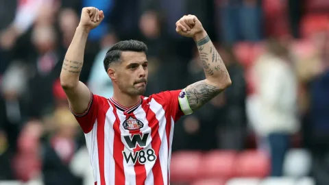 Arsenal Siapkan Tawaran ยฃ80 Juta untuk Bruno Guimaraes: Pewaris Granit Xhaka di Lini Tengah?