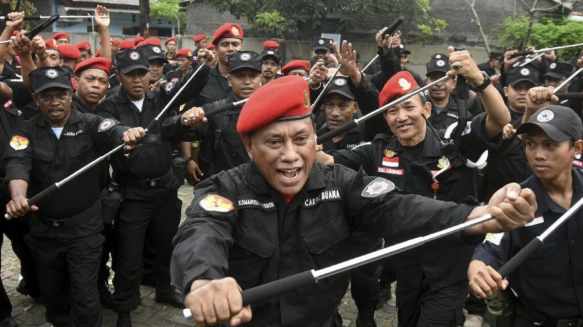 Ritual Jokowi Injak Kepala Kerbau: PDIP Anggap Bukan Urusan Banteng