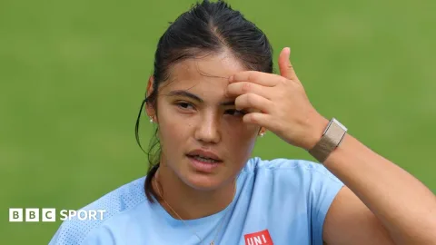 Cedera Retak Tulang Kembali Menghantam, Emma Raducanu Mundur dari Wimbledon