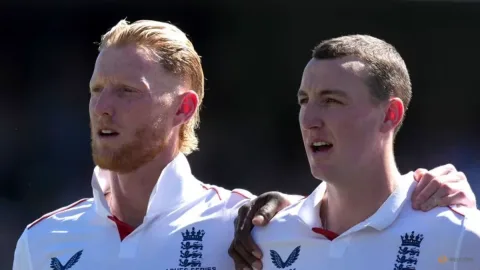 Stokes Dukung Harry Brook sebagai Kapten Inggris: Suksesi yang Tak Terhindarkan?