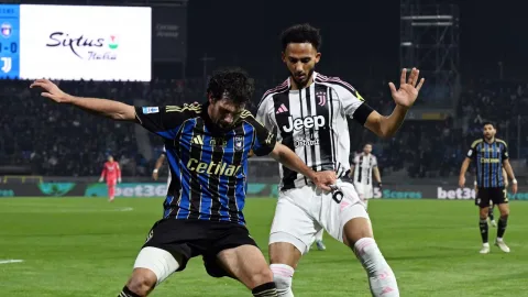 Aston Villa Siap Caplok Lloyd Kelly dari Juventus dengan Harga Diskon