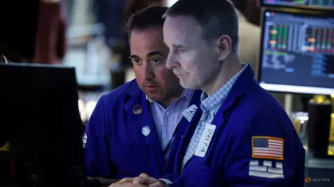 Wall Street Rebound dan Rekor Dow: Dampak Gencatan Senjata AS-Iran ke Pasar Global