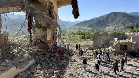 Serangan Udara Pakistan ke Afghanistan: 28 Warga Sipil Tewas, PBB Desak Penghentian Kekerasan