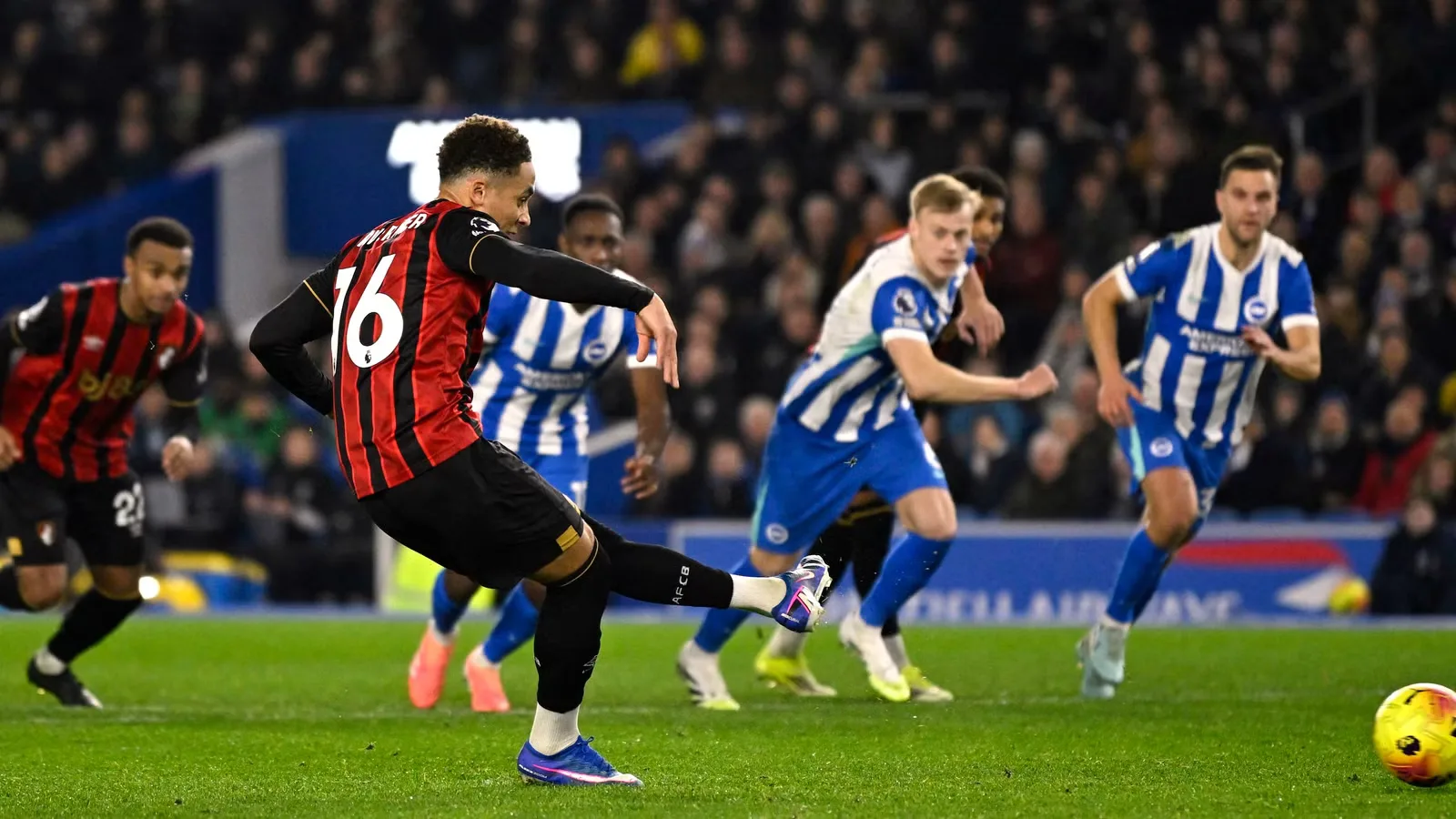 Aston Villa Incar Marcus Tavernier, Bournemouth Beri Sinyal Tolak
