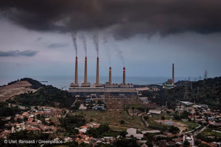 Pemadaman Listrik Bergilir: Alarm Krisis Tata Kelola Energi Fosil Indonesia