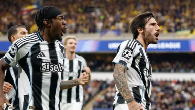 Tottenham Jual Bek Muda Rp850 M untuk Danai Perburuan Sandro Tonali
