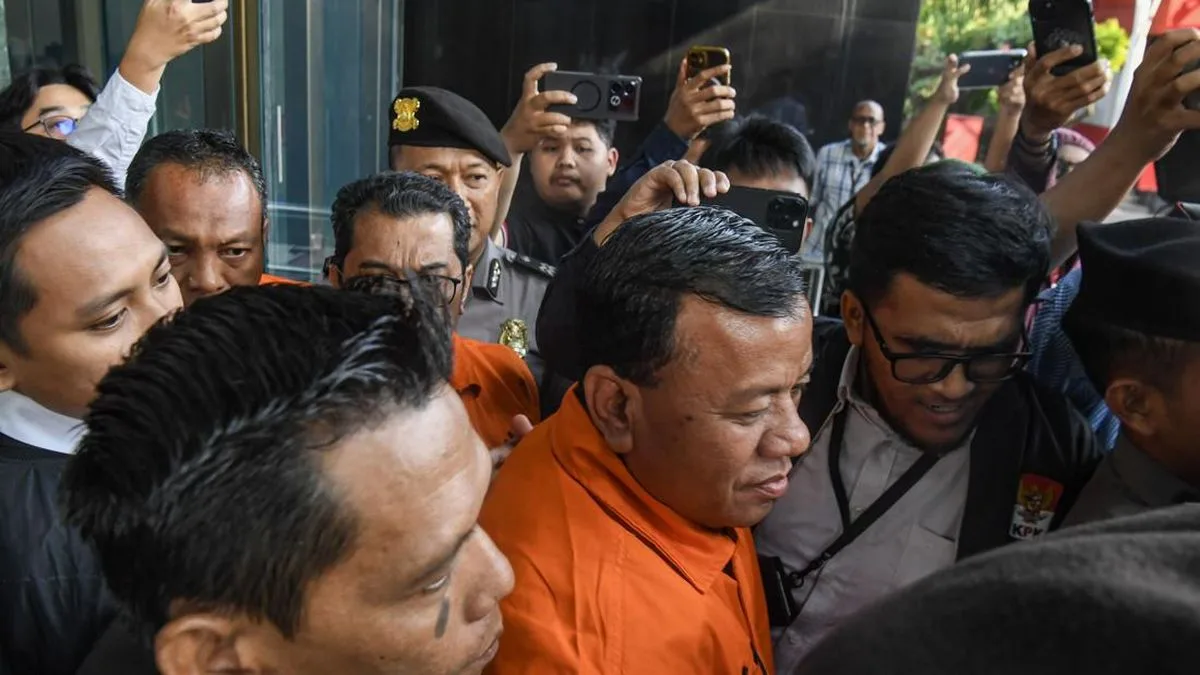KPK Bongkar Praktik Suap Bupati Kuansing: Mobil Mewah dan Potongan Gaji Petani