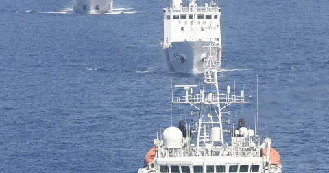 Kapal Riset Jepang Kembali Dihalau China di Zona Ekonomi Eksklusif: Ketegangan Laut China Timur Memanas