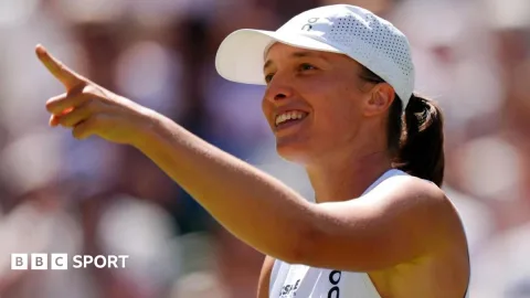 Swiatek Lolos ke Putaran Ketiga Wimbledon Usai Hajar Pliskova Dua Set Langsung