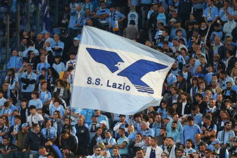 10.000 Suporter Lazio Turun ke Jalan, Desak Presiden Lotito Jual Klub