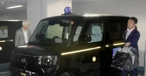 Jepang Luncurkan Taksi Mini Berbahan Bakar Gas, Solusi Transportasi di Jalan Sempit