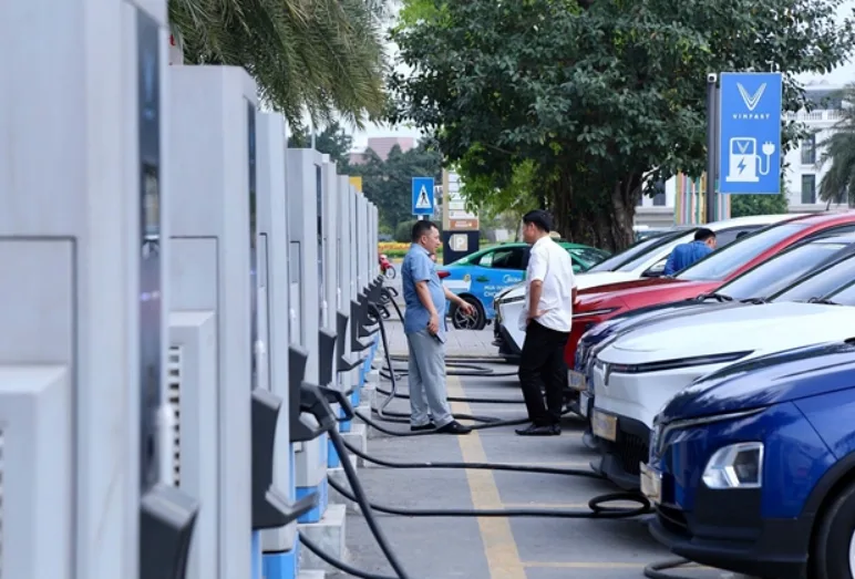 Pasar EV Vietnam Tembus 375.000 Unit, Infrastruktur Jadi PR Berat