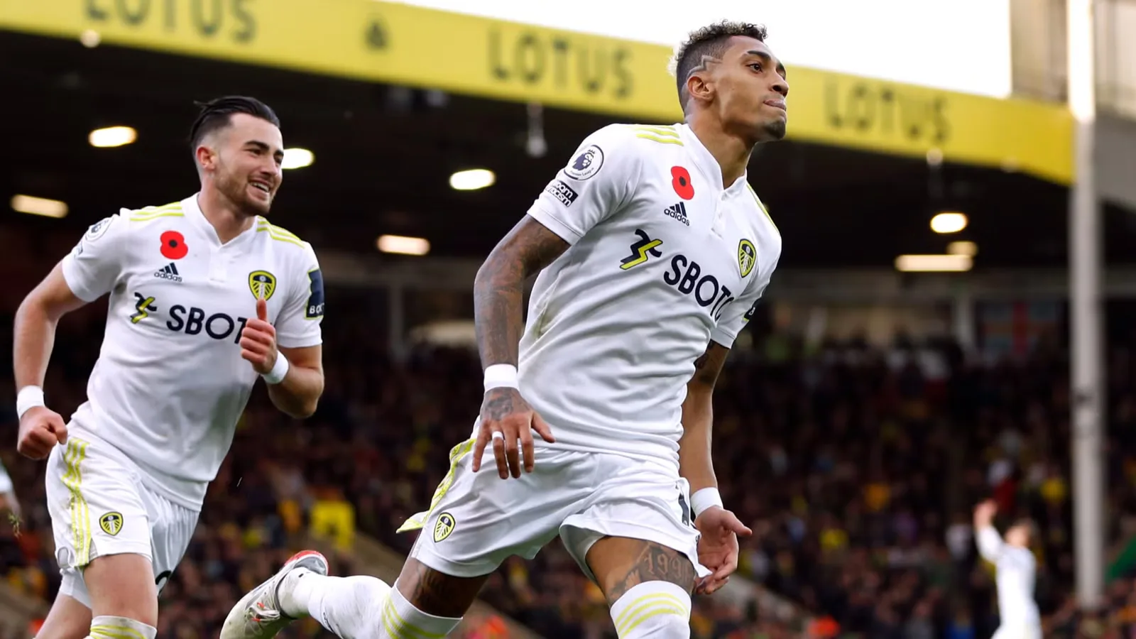 Leeds Naikkan Tawaran untuk Shea Charles: Calon Bintang Baru Seperti Raphinha?
