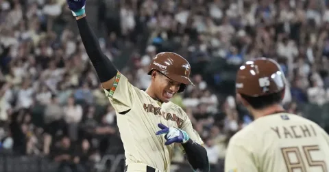 Sejarah Tercipta: Nippon Ham Fighters Hantam 4 Home Run Beruntun di Babak Pertama