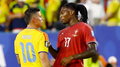 Tottenham Ditawari Rafael Leao: Rekrutan Mahal atau Pinjaman Cerdas?