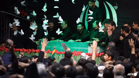 Jenazah Pemimpin Tertinggi Iran Tiba di Teheran, Persiapan Pemakaman Raksasa Dimatangkan