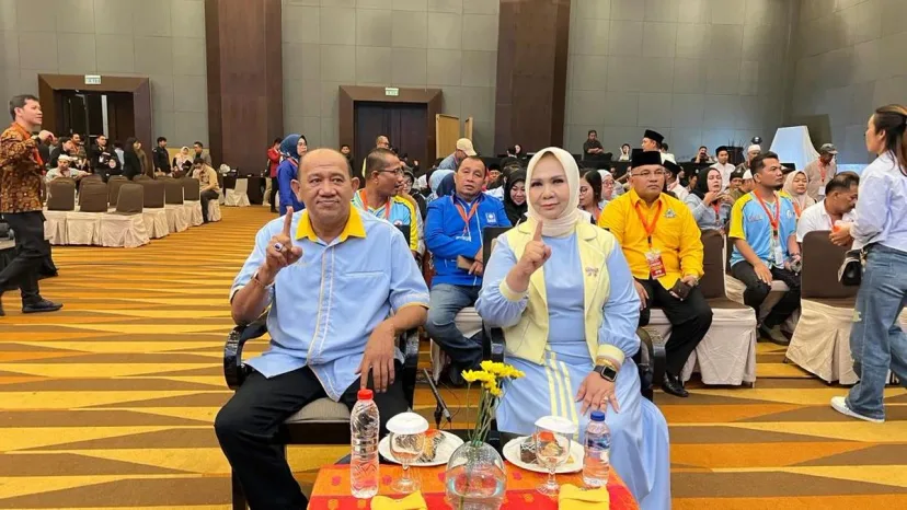 Wakil Bupati Langkat Menangis di Depan Publik Usai Pimpinannya Diciduk KPK