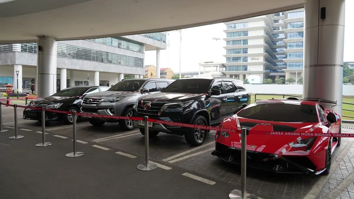 Sembunyikan Lamborghini di Gang, Bos Tambang Aseng Jadi Tersangka Korupsi IUP Bauksit