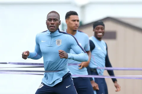 Buru Bek Chelsea, Inter dan Como Kirim Tim Negosiasi ke Italia