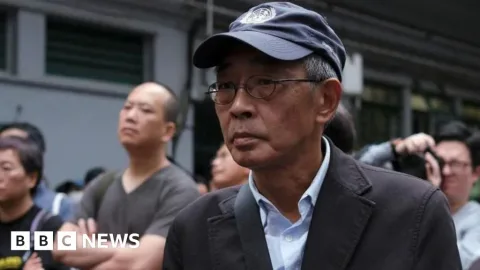 Meninggal Dunia di Usia 70, Toko Buku Hong Kong yang Melawan Beijing Tutup Usia