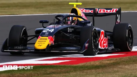 Pembalap Red Bull Junior Fionn McLaughlin Cetak Poin Perdana di Formula 3