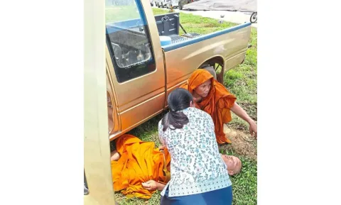 Perawat Thailand Langgar Tabu Buddha Demi Selamatkan Korban Kecelakaan yang Tewaskan 10 Biksu