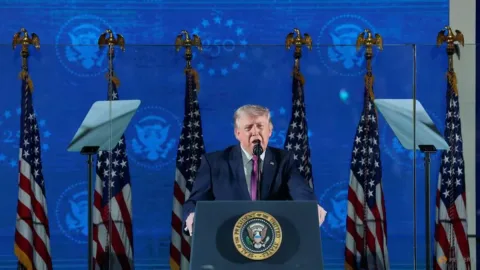 Amerika Rayakan 250 Tahun di Tengah Perpecahan: Trump Kibarkan Ancaman 'Komunis'