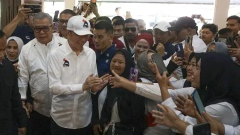 PDIP Remehkan Safari Politik Jokowi ke Jateng: Hanya Kesombongan PSI