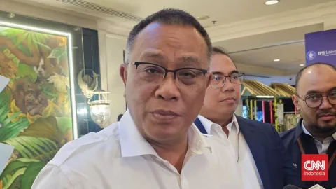 Kebakaran TPA Jatiwaringin Melandai: Titik Api Tersisa 3,6 Persen, Waspada Bara di Bawah Timbunan