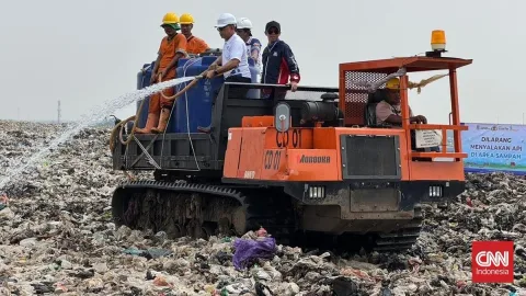 DLH Tangerang Siagakan Alat Berat dan Damkar Cegah Kebakaran TPA Rawa Kucing