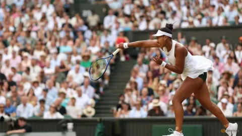 Osaka Bungkam Sabalenka, Djokovic Melaju Meski 'Main Jelek'