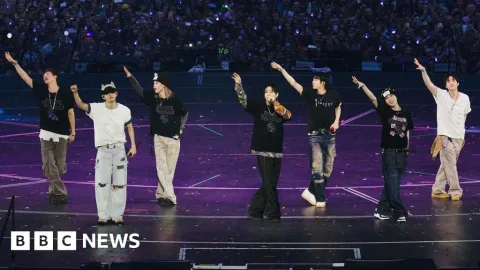 BTS 'Bawa Keberuntungan' Timnas Inggris di Konser Perdana London Setelah Tujuh Tahun
