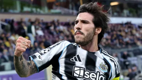 Newcastle Siapkan Dana Besar: Angelo Stiller dan Johan Manzambi Target Gantikan Tonali