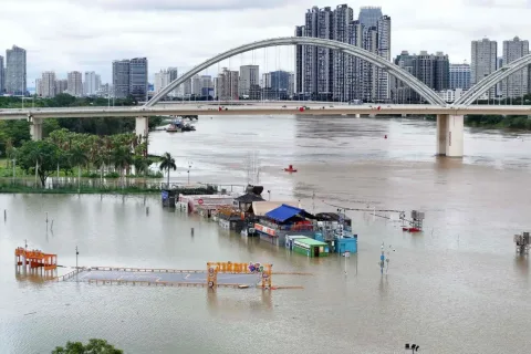 Longsor Gansu Tewaskan 5 Orang, China Gelontorkan Dana Bencana Rp71 Miliar
