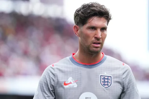 John Stones Ditawarkan ke Tiga Raksasa Serie A: Gaji Tinggi dan Riwayat Cedera Jadi Penghalang