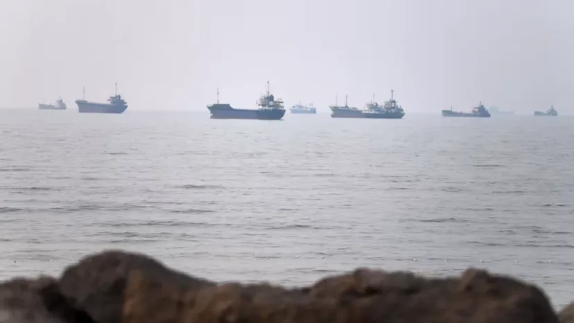 AS Bombardir Iran di Selat Hormuz: Eskalasi Baru yang Mengancam Pasokan Energi Global
