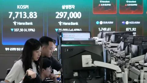 KOSPI Anjlok 8% dalam Sehari, Enam Kali Picu Penghentian Perdagangan Tahun Ini