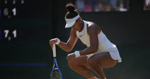 Naomi Osaka Kalah di Perempat Final Wimbledon: Plantar Fasciitis dan Jadwal Padat Jadi Biang Kerok