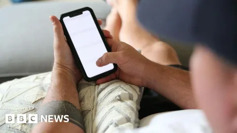 Gangguan Besar Telstra Lumpuhkan Layanan Darurat dan Transportasi Australia