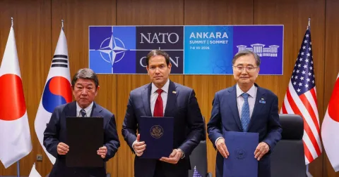China Uji Coba Rudal Balistik dari Kapal Selam Nuklir, Jepang-AS-Korea Selatan Bereaksi