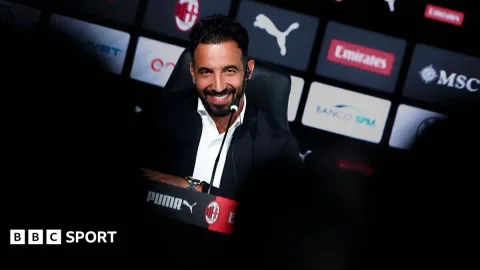 Amorim Akhirnya Buka Suara: Minta Maaf ke Fans Manchester United Usai Dipecat