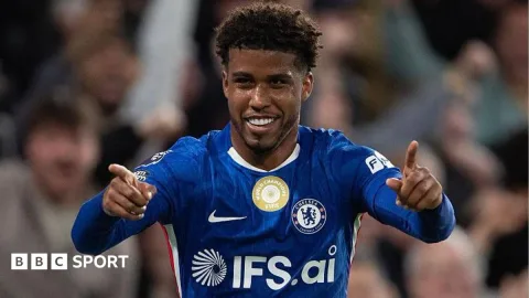 Setelah Casemiro Hengkang, Manchester United Amankan Gelandang Brasil Andrey Santos dari Chelsea