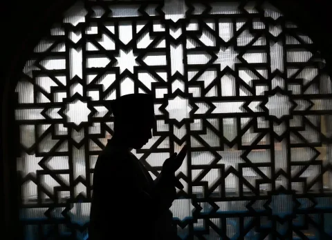 Sultan Selangor Tolak Izin Salat Jumat di Mal Demi Jaga Fungsi Masjid