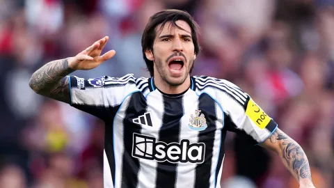 Newcastle Siapkan Rekor Transfer demi Felix Nmecha, Suksesor Tonali yang Lebih Tajam